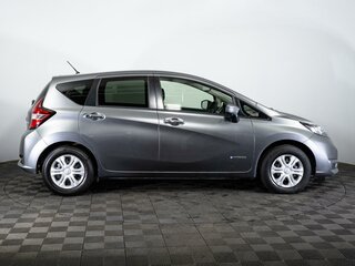 2018 Nissan Note e-Power II Рестайлинг, серый, 1275000 рублей, вид 5