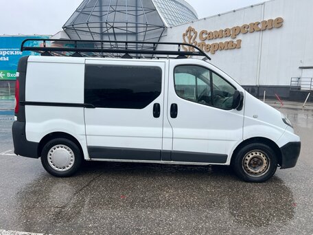 2009 Renault Trafic, белый, 1100000 рублей, вид 3