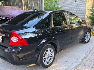 2008 Ford Focus II Рестайлинг, чёрный, 570000 рублей, вид 3