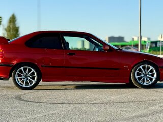 1999 BMW 3 серии Compact 316i III (E36), серебристый, 300000 рублей, вид 3