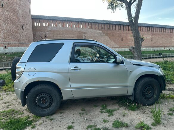 2006 Suzuki Grand Vitara II, серый, 550000 рублей - вид 2