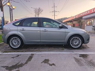 2010 Ford Focus II Рестайлинг, серый, 499000 рублей, вид 5