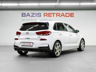 2019 Hyundai i30 N Line III Рестайлинг, белый, 2100000 рублей, вид 5