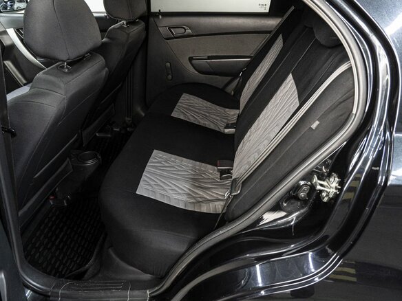 2011 Chevrolet Aveo I Рестайлинг, чёрный - вид 12