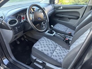 2008 Ford Focus II Рестайлинг, чёрный, 490000 рублей, вид 5