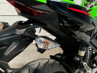 2021 Kawasaki Ninja 400, зелёный, 499000 рублей, вид 5