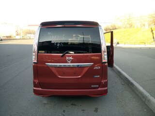2013 Nissan Serena IV (C26), оранжевый, 1330000 рублей, вид 2