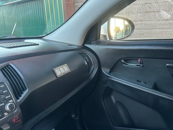 2012 Kia Sportage III, белый, 1300000 рублей - вид 9