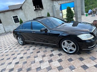 2008 Mercedes-Benz S-Класс 500 Long V (W221), чёрный, 1400000 рублей, вид 2
