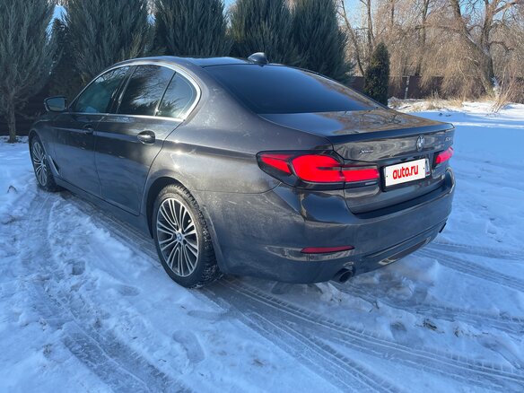 2019 BMW 5 серии 530i xDrive VII (G30/G31/G38), серый, 2500000 рублей - вид 5