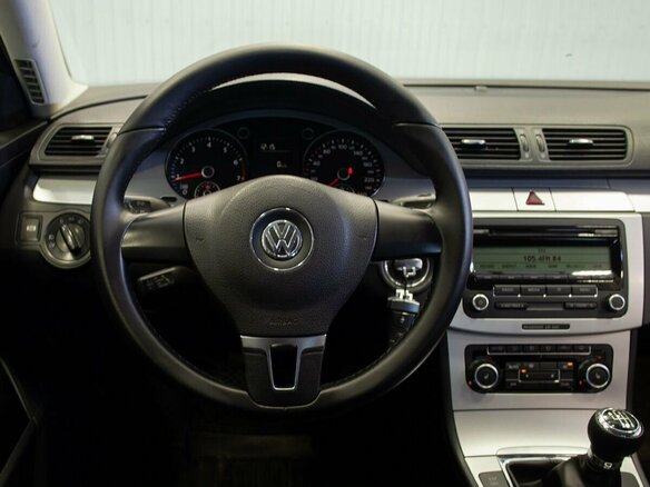 2010 Volkswagen Passat B6, серебристый, 820000 рублей - вид 20