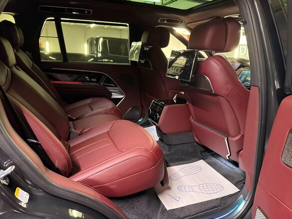 2026 Land Rover Range Rover D350 MHEV Long V, чёрный - вид 33