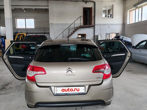 2012 Citroen C4 II, бежевый, 470000 рублей - вид 10