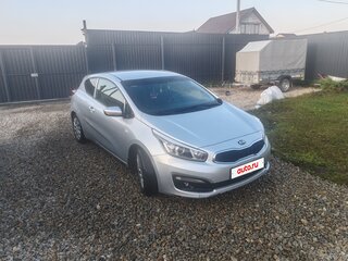 2016 Kia Ceed II Рестайлинг, серебристый, 1200000 рублей, вид 3