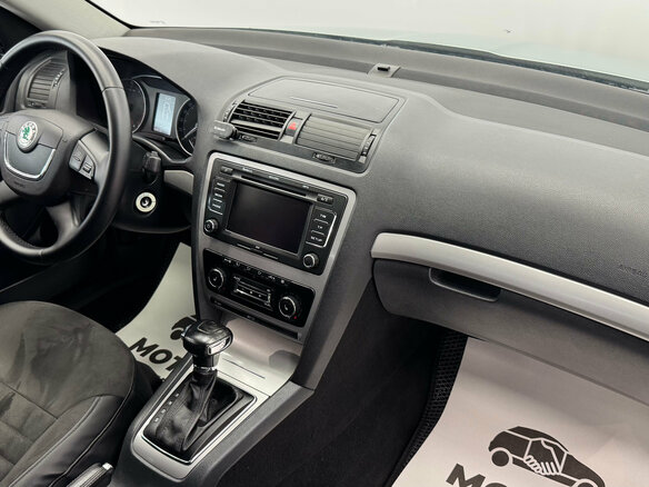 2012 Skoda Octavia II (A5) Рестайлинг, зелёный - вид 6