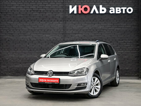 Volkswagen Golf VII