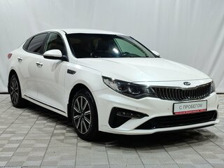 2018 Kia Optima IV Рестайлинг, белый, 1590000 рублей, вид 3
