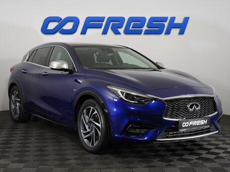 Infiniti Q30