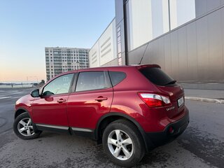 2012 Nissan Qashqai I Рестайлинг, красный, 890000 рублей, вид 5