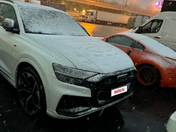 2020 Audi Q8 50 TDI I (4M), белый, 7700000 рублей - вид 10