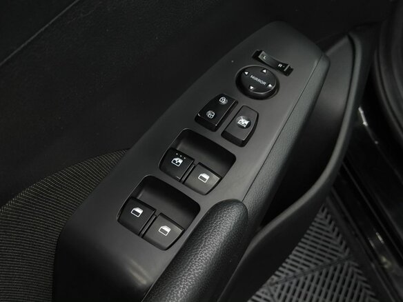 2018 Hyundai Solaris II, чёрный, 1149000 рублей - вид 6