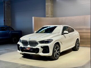 2023 BMW X6 40i III (G06), белый, 8980000 рублей, вид 3