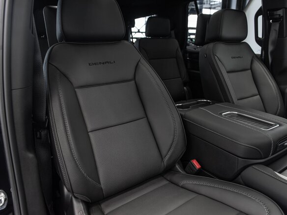 2024 GMC Yukon V, чёрный, 11790000 рублей - вид 23