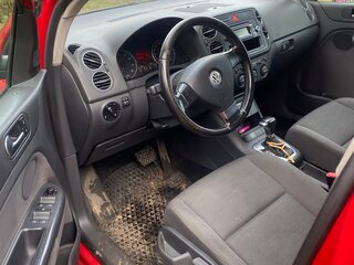 2008 Volkswagen Golf Plus I, красный, 600000 рублей, вид 4