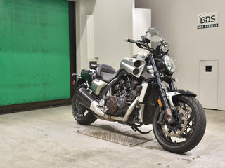 2009 Yamaha VMAX 1700, чёрный, 995000 рублей, вид 3