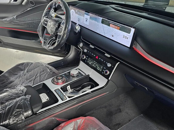 2026 Genesis G80 II Рестайлинг, чёрный, 8909412 рублей - вид 15