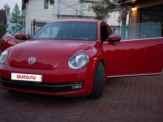 2014 Volkswagen Beetle II (A5), красный, 1320000 рублей, вид 4