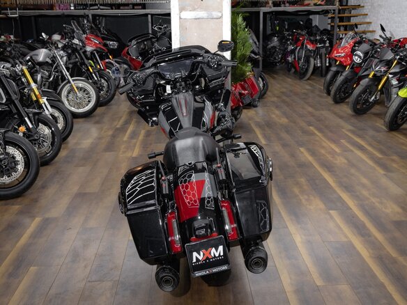 2025 Harley-Davidson CVO Road Glide ST, чёрный, 5990000 рублей - вид 10