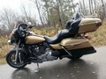 2017 Harley-Davidson Electra Glide, золотистый, 1299000 рублей - вид 4