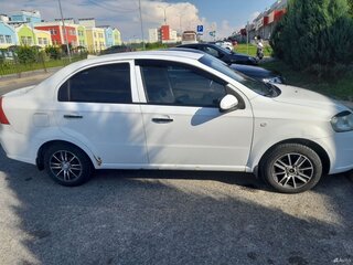 2011 Chevrolet Aveo I Рестайлинг, белый, 255000 рублей, вид 2