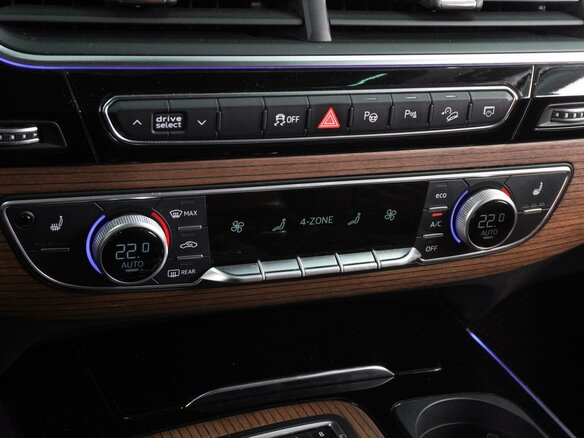 2018 Audi Q7 II (4M), белый - вид 15
