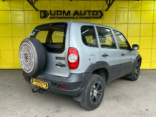 2015 Chevrolet Niva I Рестайлинг, серебристый, 499000 рублей, вид 5