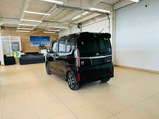 2018 Honda N-BOX II, чёрный, 1179000 рублей, вид 4