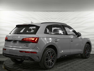 2025 Audi Q5 L 45 TFSI II (FY) Рестайлинг, серый, 5850000 рублей, вид 4