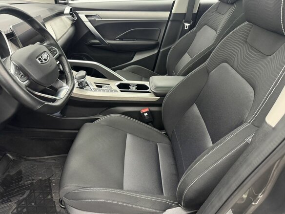 2023 Geely Coolray I, серый, 1699000 рублей - вид 10