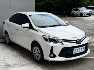 2023 Toyota Vios III Рестайлинг, белый, 1130000 рублей, вид 3