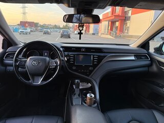 2020 Toyota Camry US Market VIII (XV70), синий, 1925000 рублей, вид 5