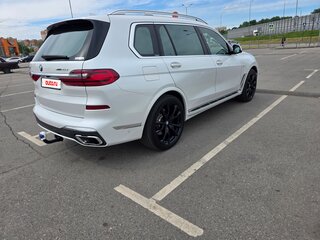 2021 BMW X7 40d I (G07), белый, 10048000 рублей, вид 4
