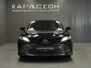 2020 Toyota Camry VIII (XV70), чёрный, 3049000 рублей, вид 3
