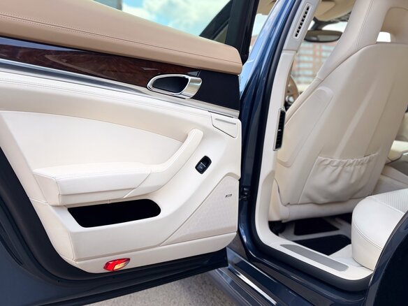 2011 Porsche Panamera 4S I, синий, 3200000 рублей - вид 25