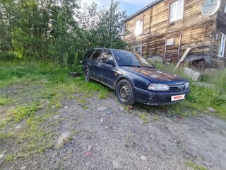 1992 Nissan Primera I (P10), синий, 45000 рублей, вид 2