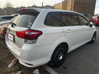 2016 Toyota Corolla Fielder XI (E160, E170, E180) Рестайлинг 1, белый, 990000 рублей, вид 5