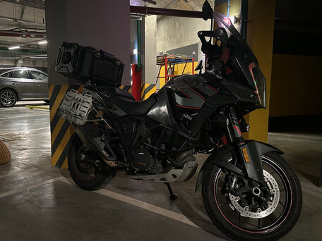 2019 KTM 1290 Super Adventure S, чёрный, 1000000 рублей, вид 2
