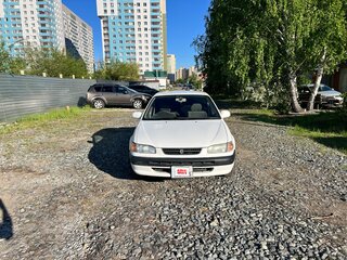 1996 Toyota Corolla VIII (E110), белый, 250000 рублей, вид 1