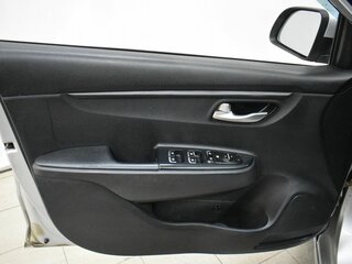 2019 Kia Rio IV, серебристый, 1169000 рублей, вид 5