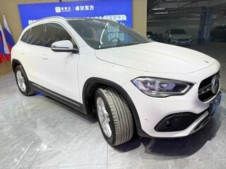 2023 Mercedes-Benz GLA 180 II (H247), белый, 2500000 рублей, вид 3